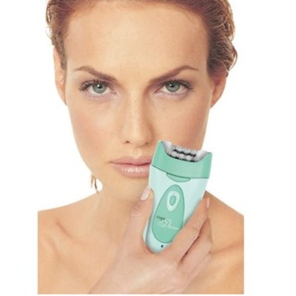 Emjoi Divine 36-Disc Hair Removal Epilator with Skin Glide (AP-17) Cordless - Picture 3 of 5